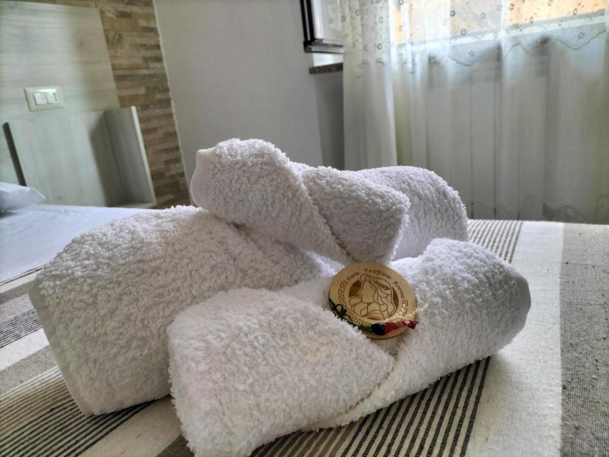 Hera Tropea Rooms Экстерьер фото